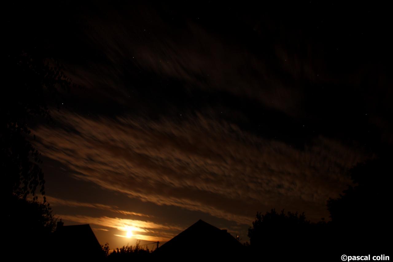 Entre étoiles et nuages